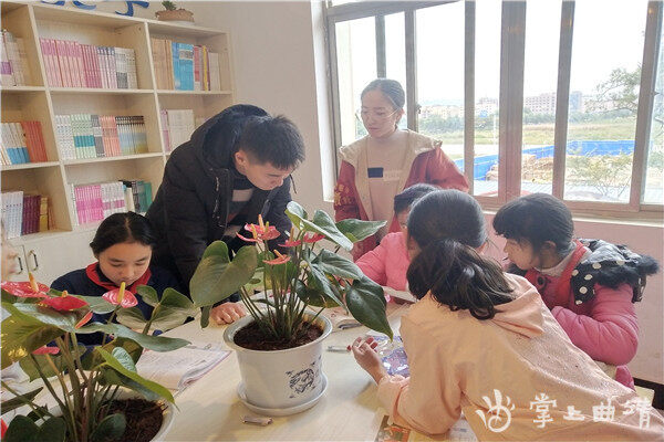 “四点半课堂”。 “四点半课堂”。