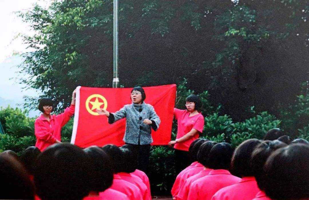 张桂梅5.jpg?x-oss-process=style/w10