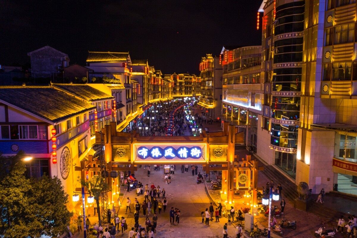 罗平:"美丽县城"与"美丽乡村"建设共推进同出彩|掌上曲靖