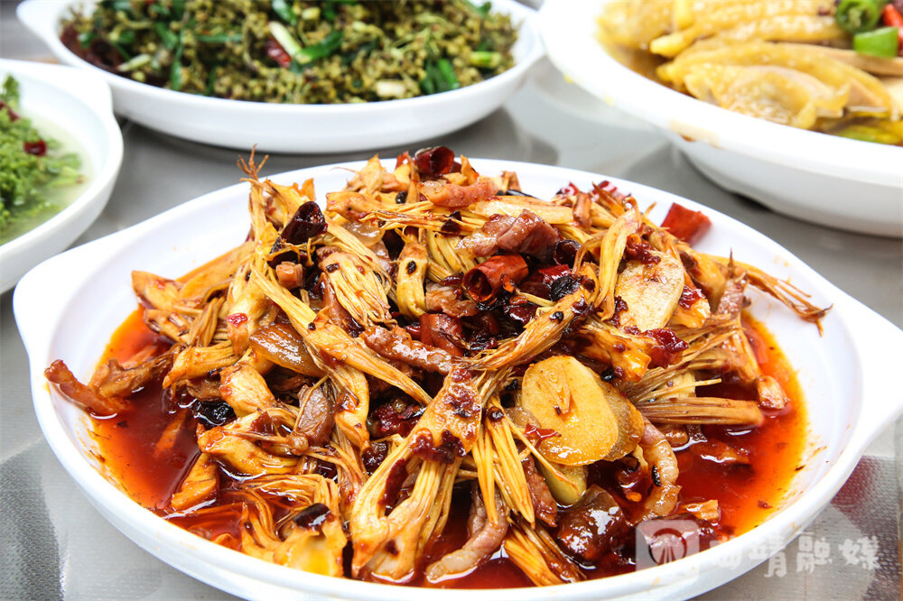 攀枝花炒腊肉。尹永权 摄