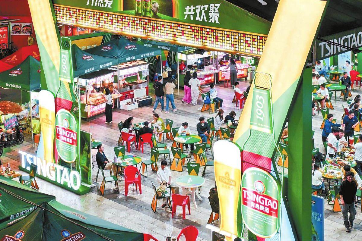 位于大观商业城的滇超联赛“第二现场”。通讯员 摄 位于大观商业城的滇超联赛“第二现场”。通讯员 摄